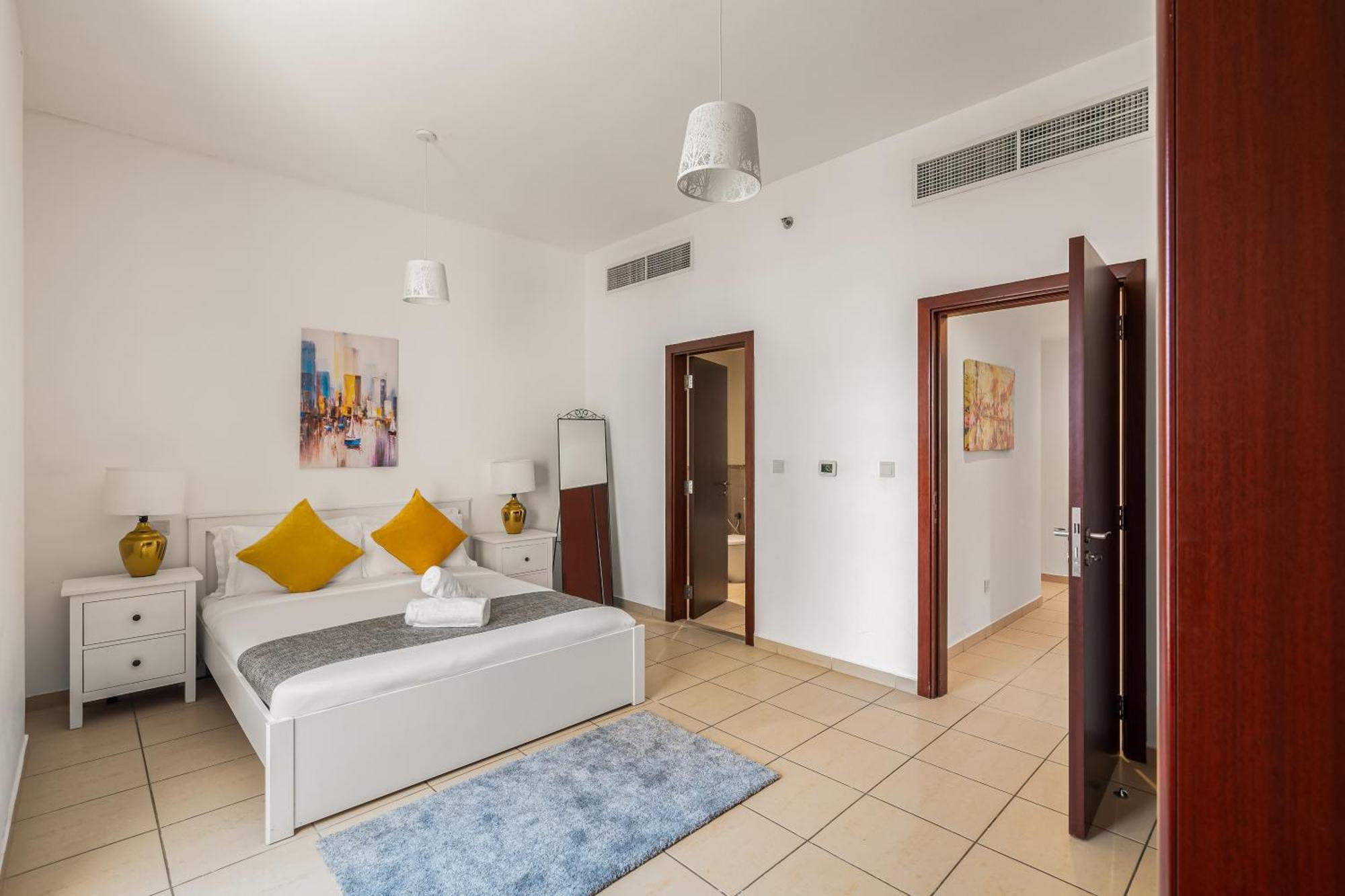 Beautiful 2Br & 4Br Apartments On Jbr Beach, Walking Distance To Bluewaters Island - By Sunkissed Holiday Homes 두바이 외부 사진